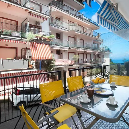 Yourhome - Mimosa Daire